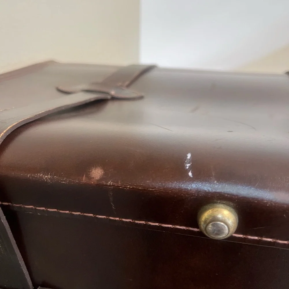 Rare WEAR BEST COWHIDE Leather Belting Briefcase Doctor - Salesman - Pilot Bag